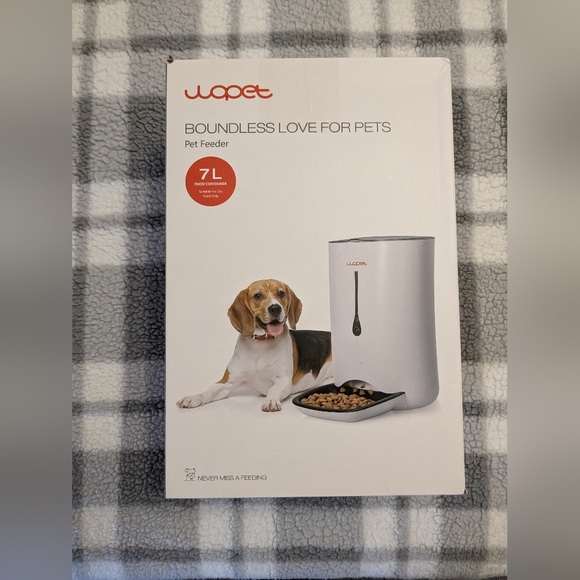 Other - New Automatic pet food dispenser